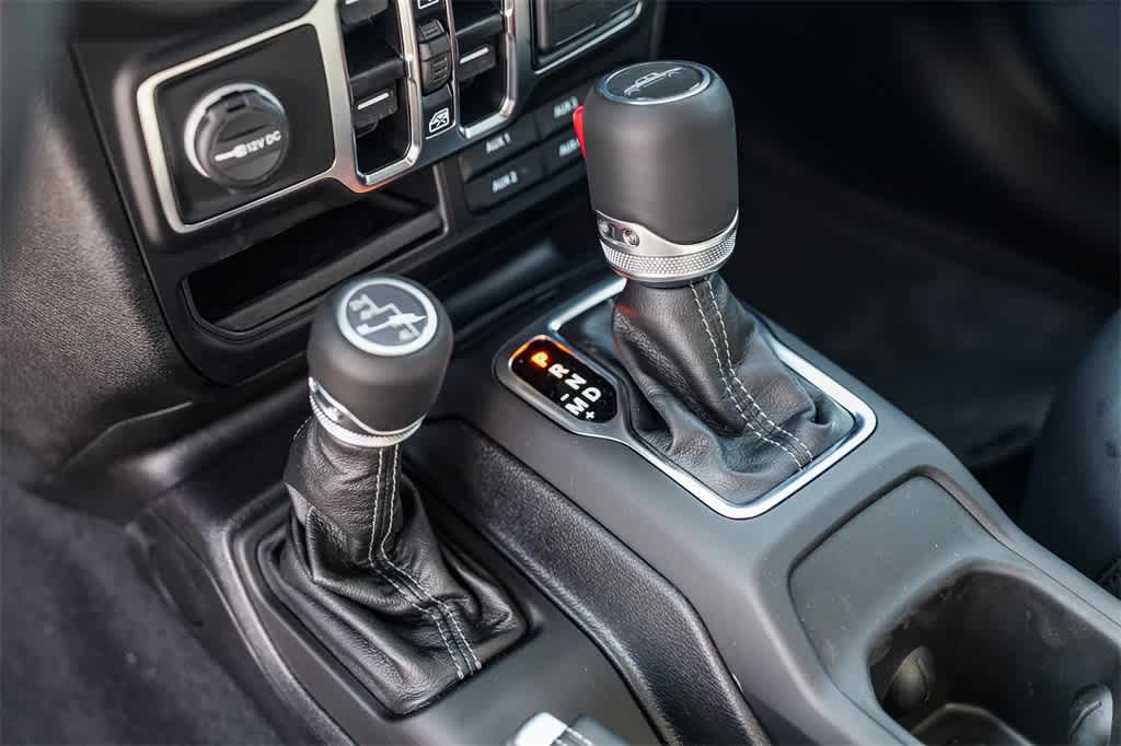 Thumbnail: 2025 Jeep Gladiator - 20