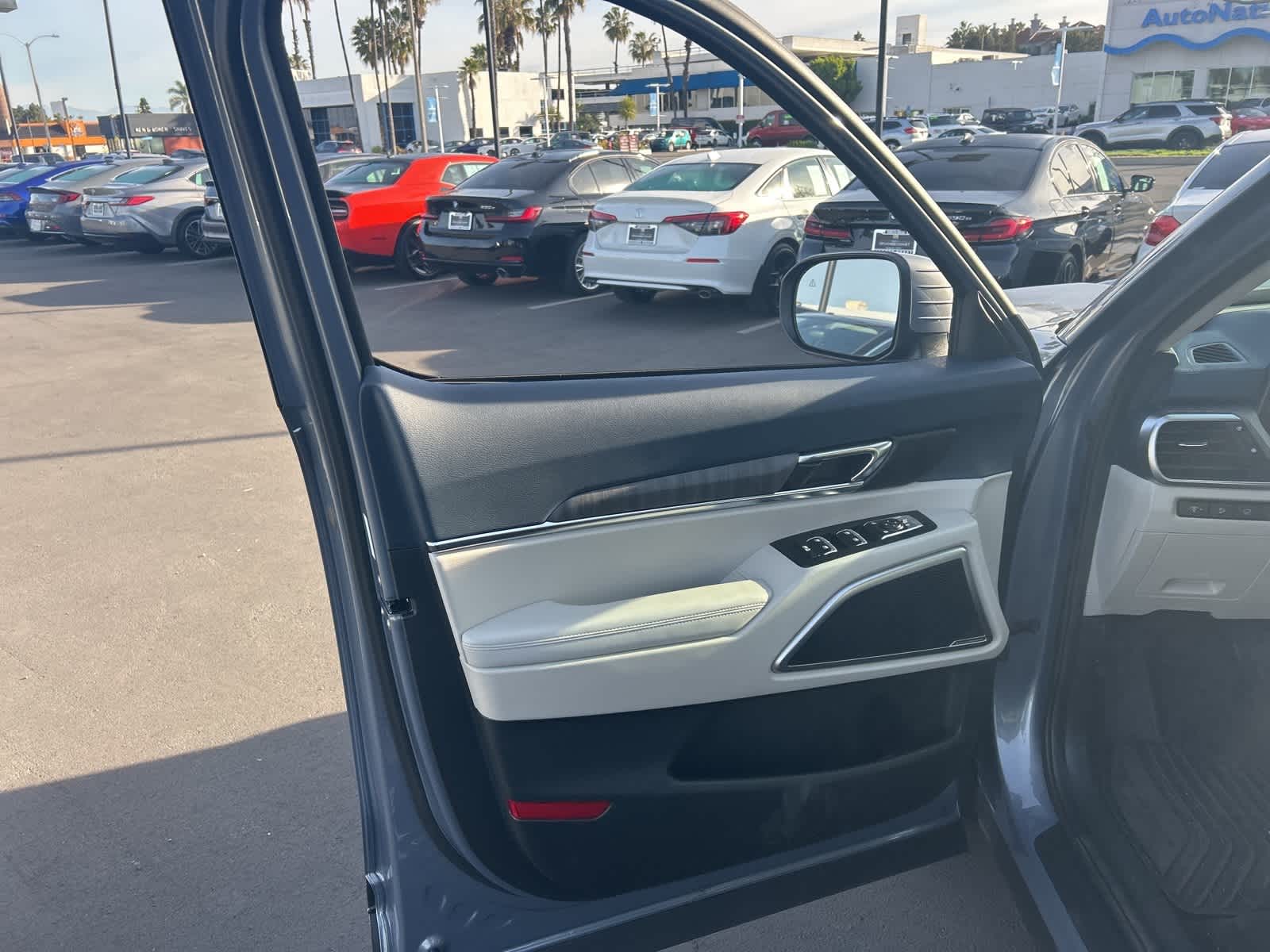 Thumbnail: 2024 Kia Telluride - 19