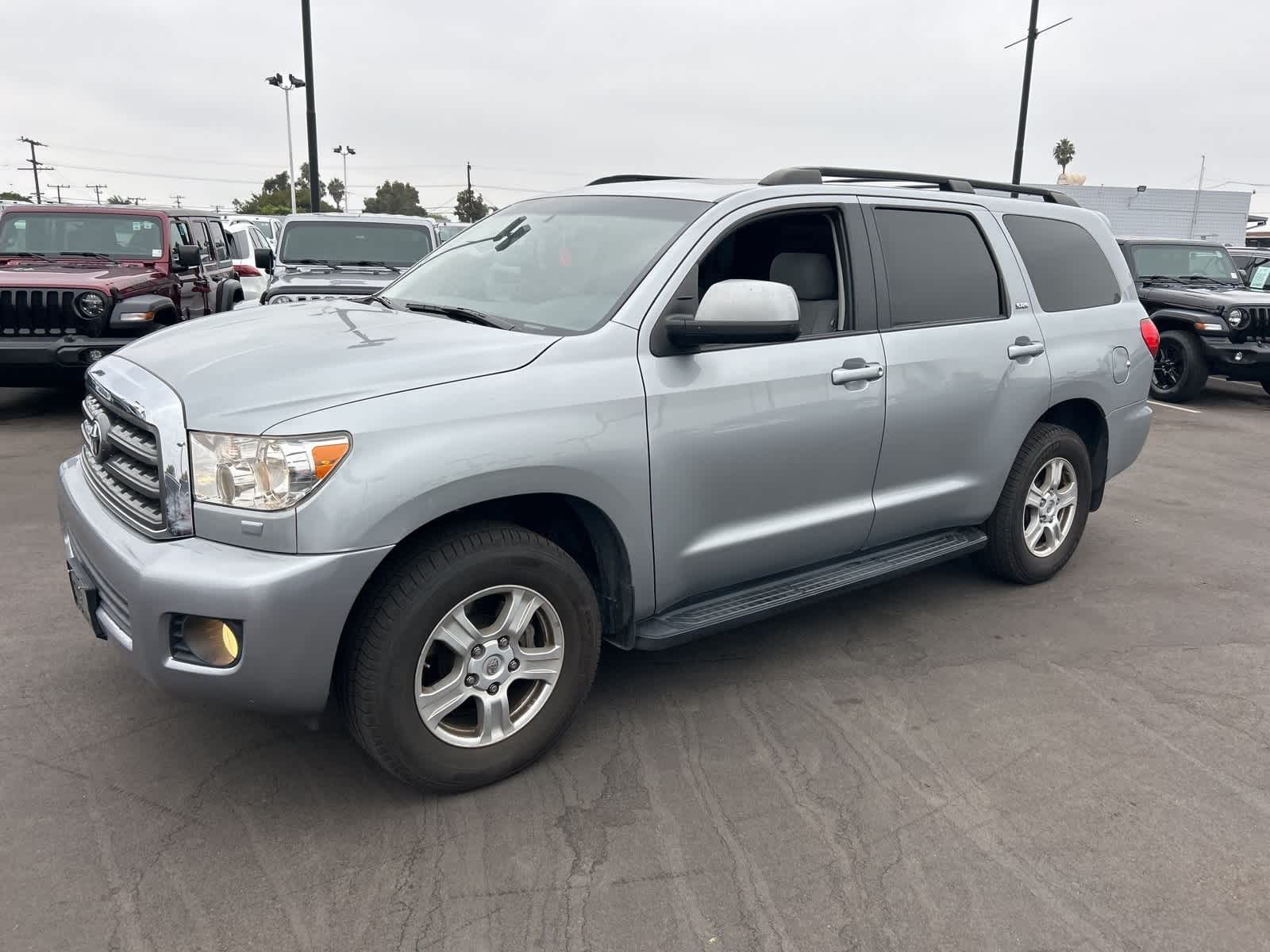 Thumbnail: 2015 Toyota Sequoia - 2