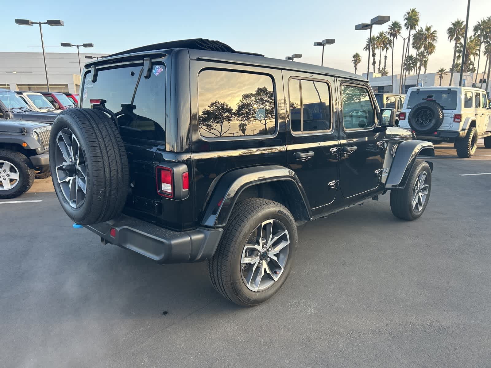 Thumbnail: 2024 Jeep Wrangler - 6