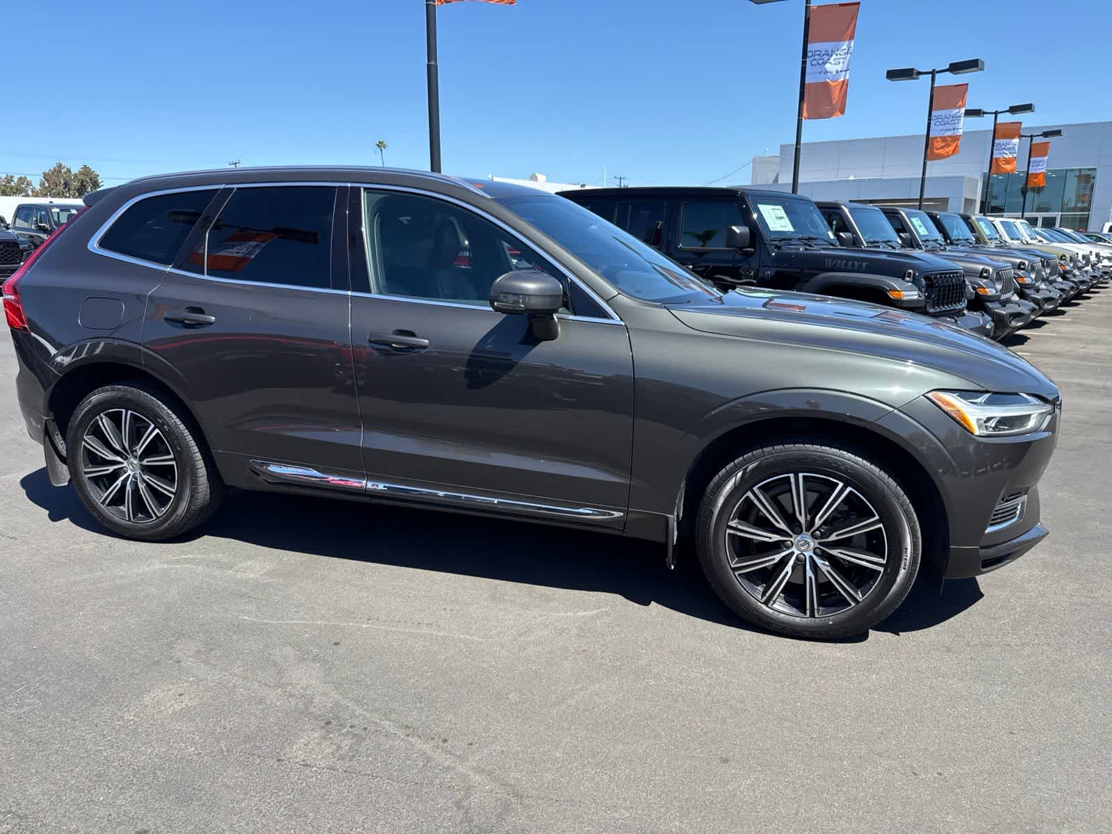 Thumbnail: 2021 Volvo XC60 - 15