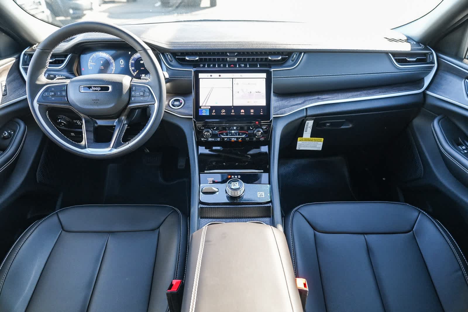 Thumbnail: 2025 Jeep Grand Cherokee - 13