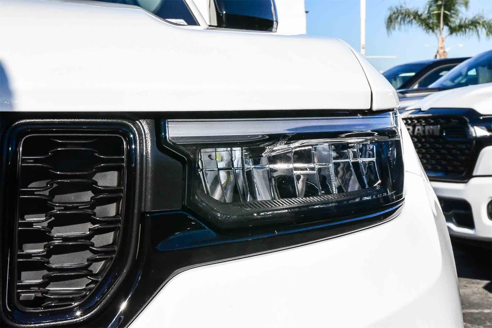 Thumbnail: 2023 Jeep Grand Cherokee - 8