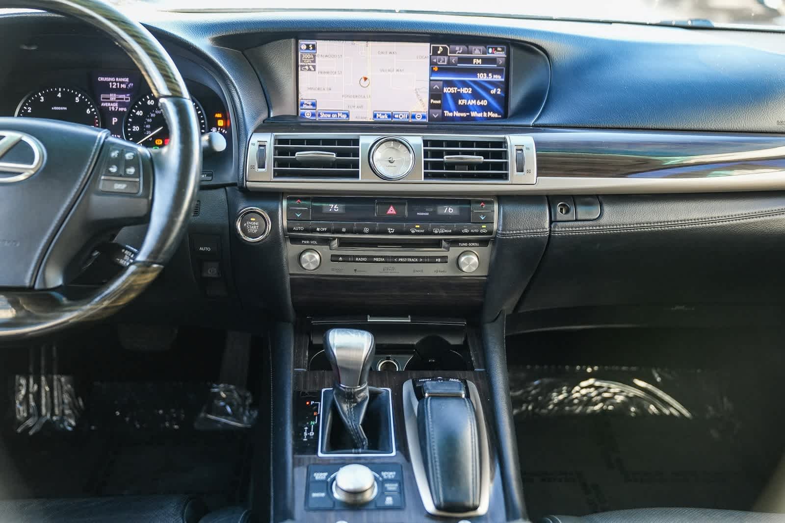 Thumbnail: 2013 Lexus LS - 12