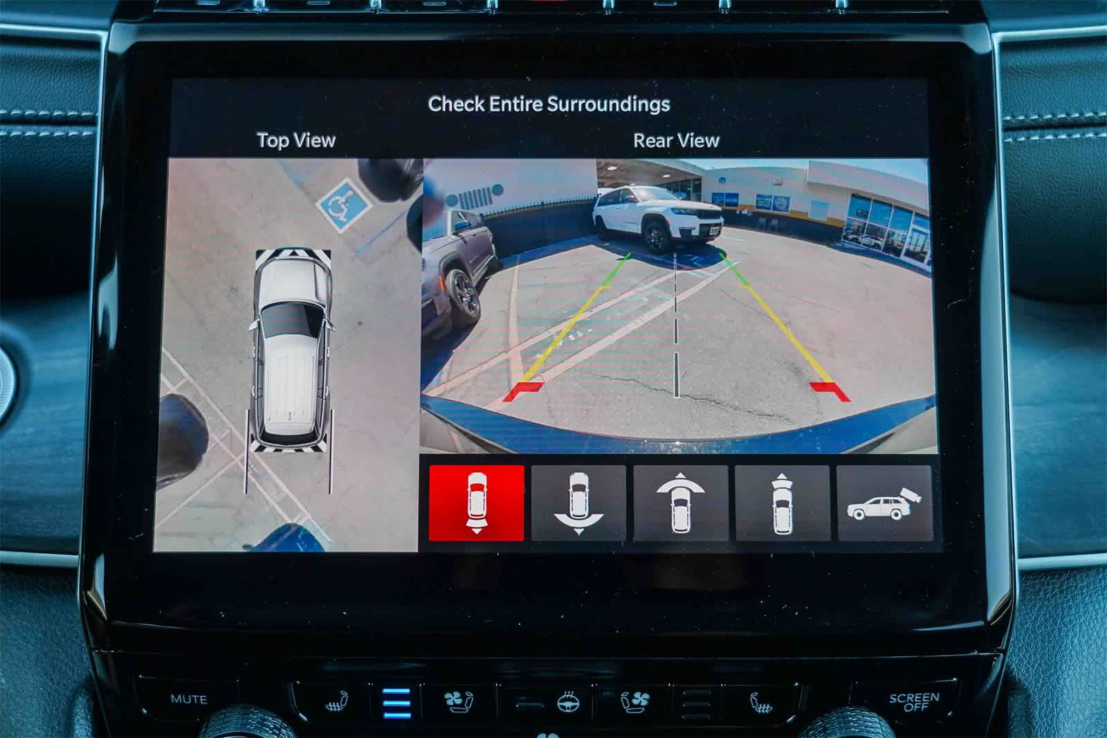 Thumbnail: 2025 Jeep Grand Cherokee L - 26