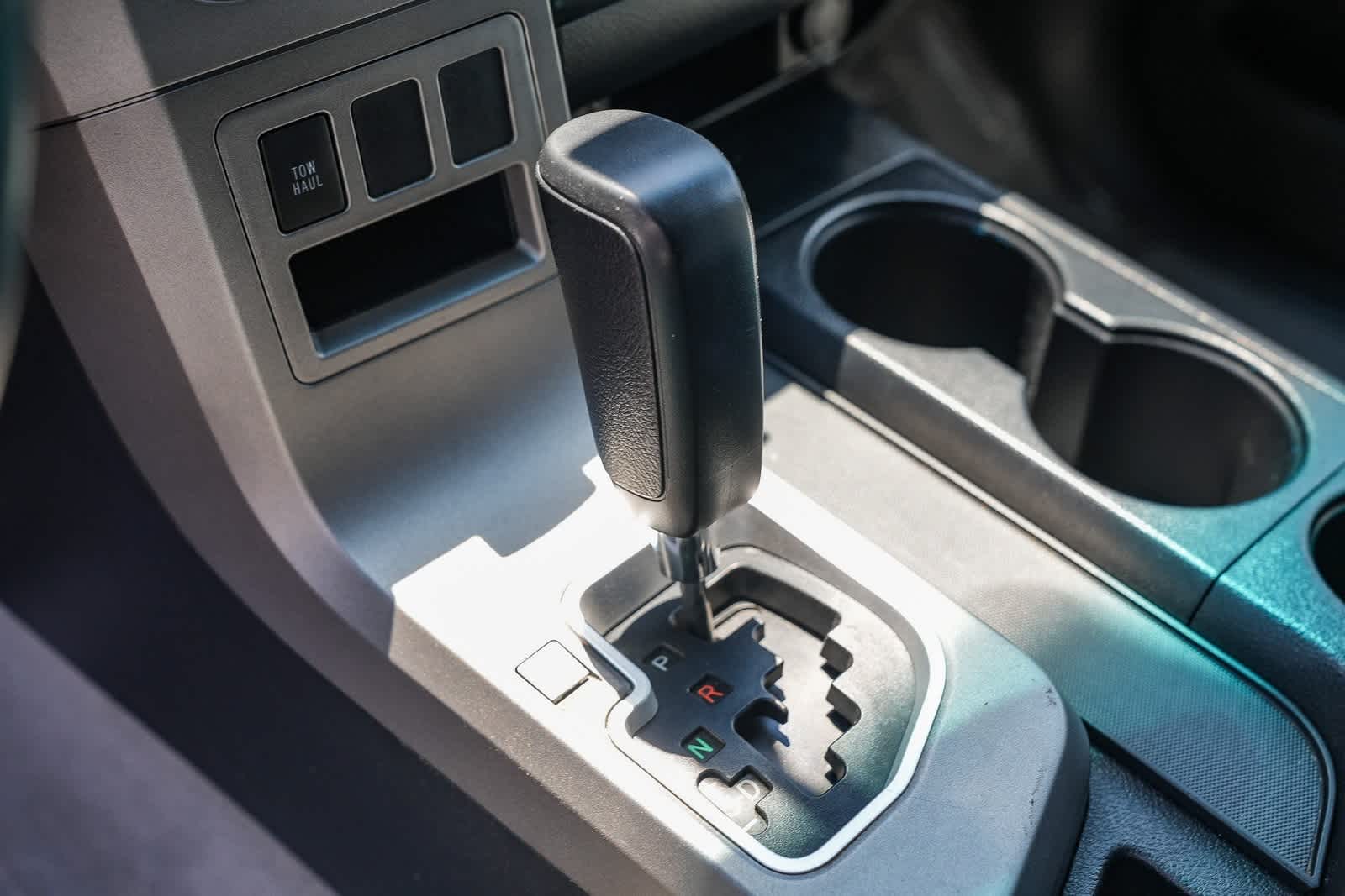 Thumbnail: 2011 Toyota Tundra - 18