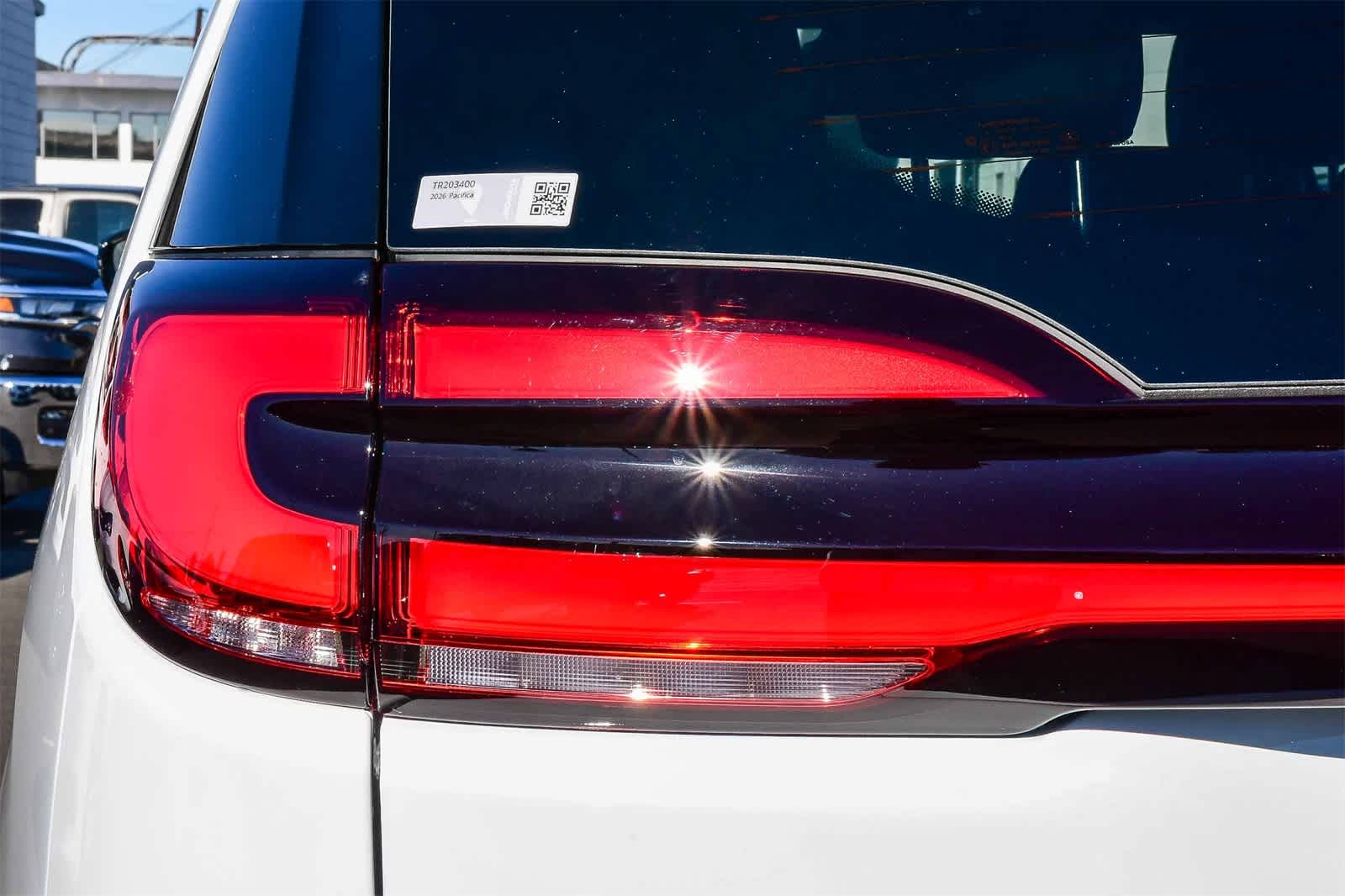 Thumbnail: 2026 Chrysler Pacifica - 7