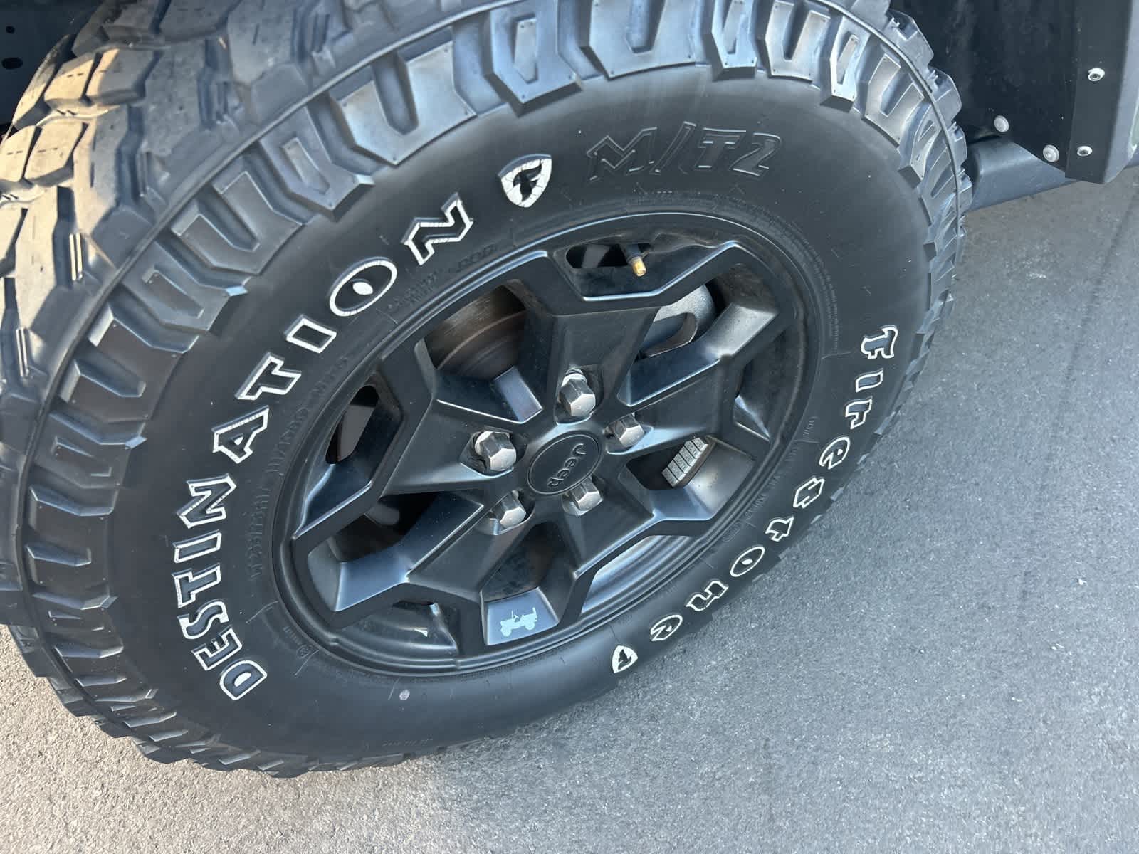 Thumbnail: 2021 Jeep Gladiator - 11