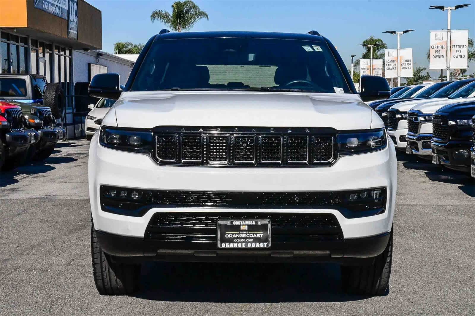 Thumbnail: 2024 Jeep Grand Wagoneer L - 2