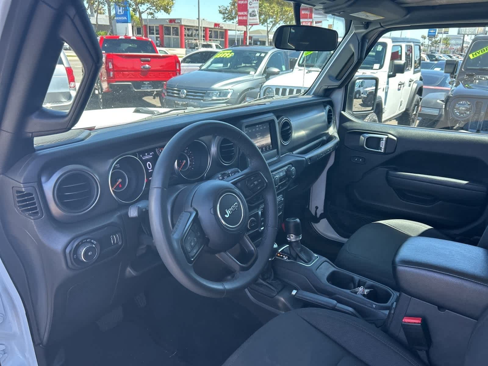 Thumbnail: 2023 Jeep Wrangler - 19