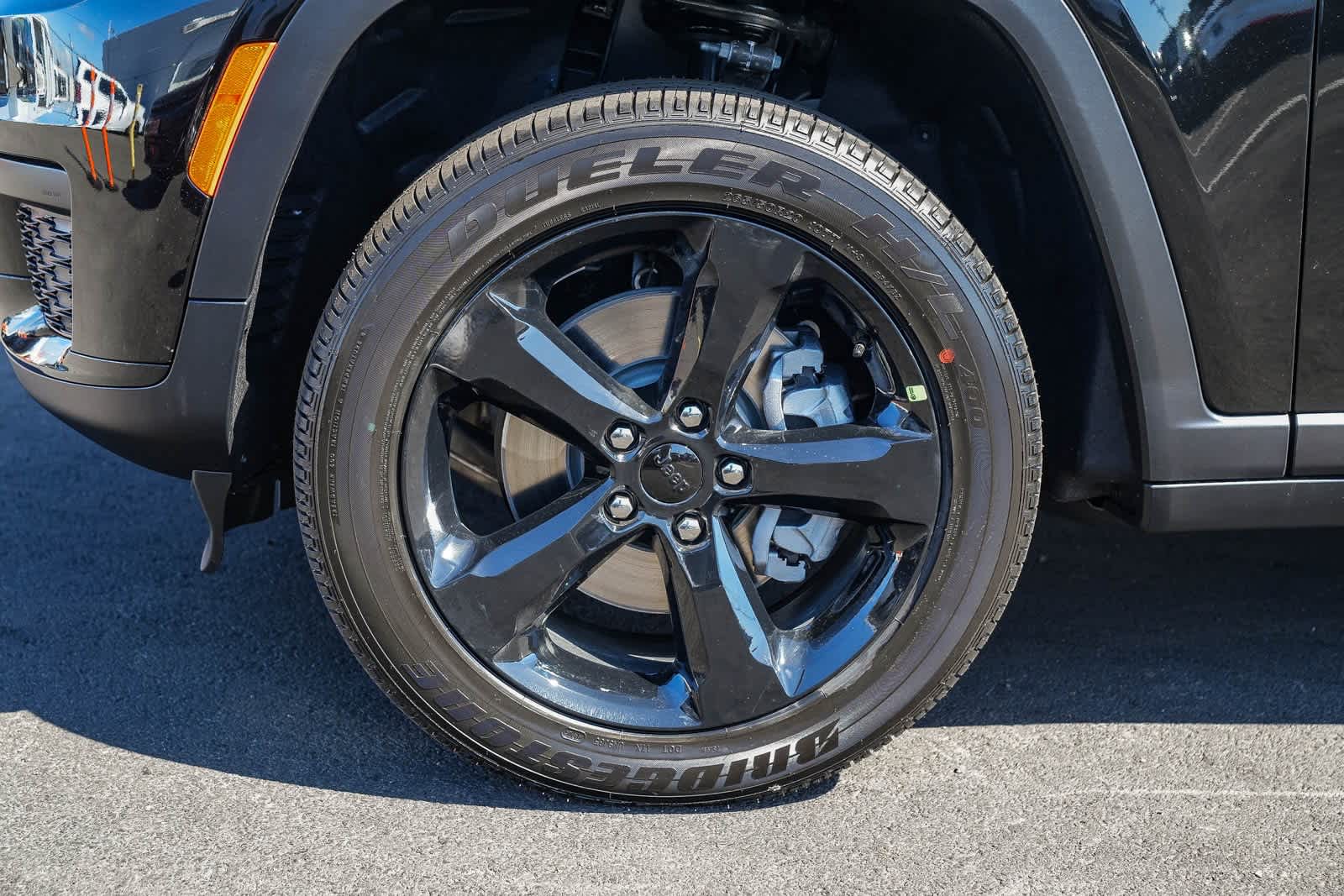 Thumbnail: 2025 Jeep Grand Cherokee L - 9