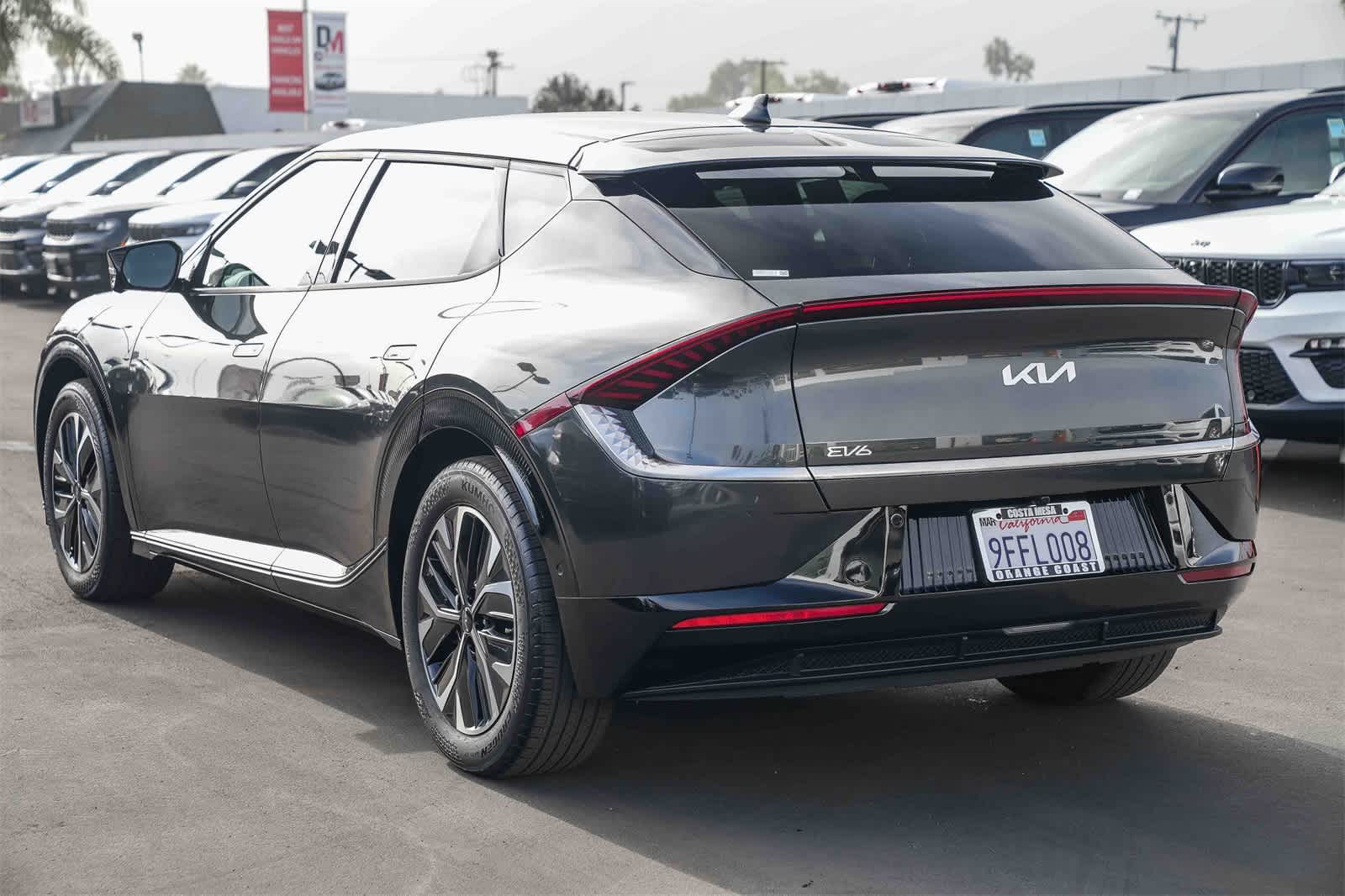 Thumbnail: 2023 Kia EV6 - 6