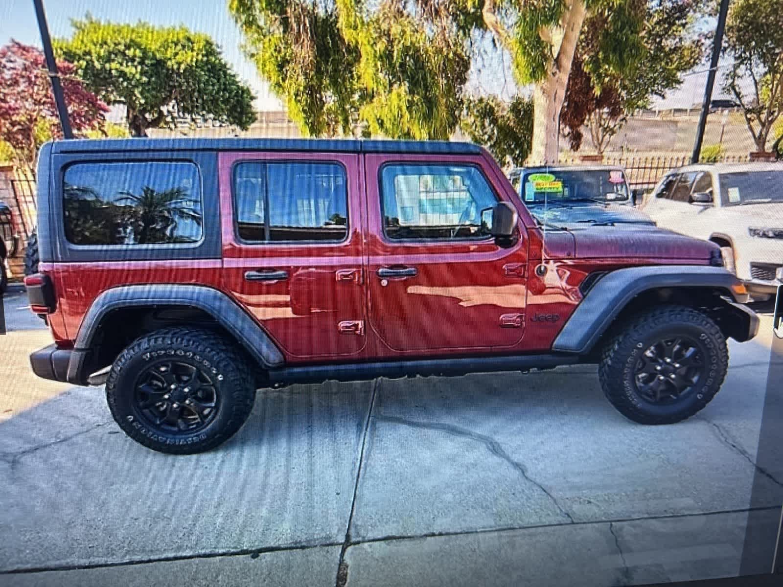 Thumbnail: 2021 Jeep Wrangler - 19