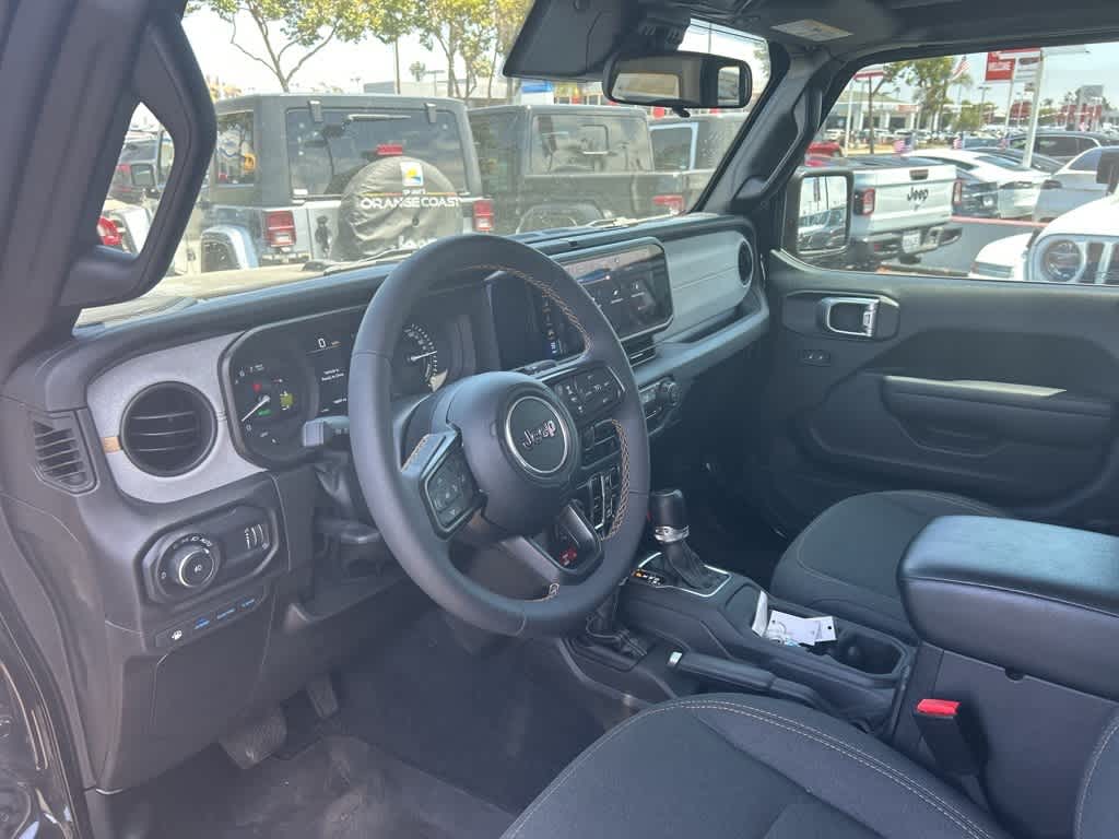 Thumbnail: 2024 Jeep Wrangler - 22