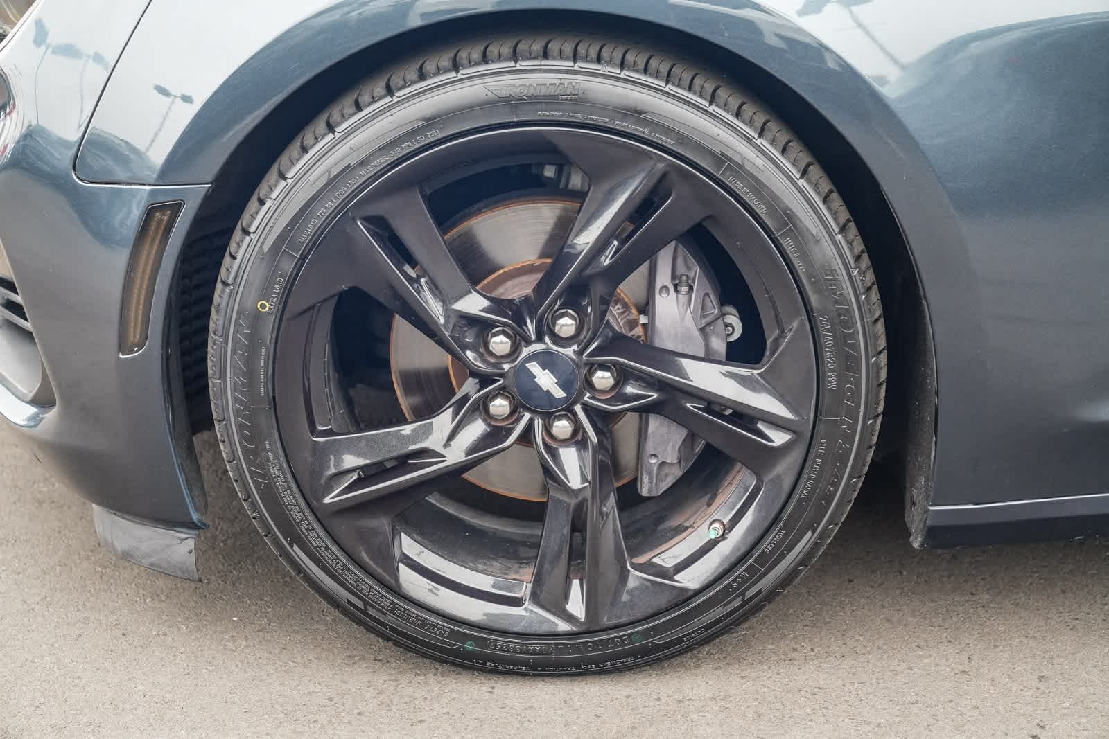 Thumbnail: 2019 Chevrolet Camaro - 9