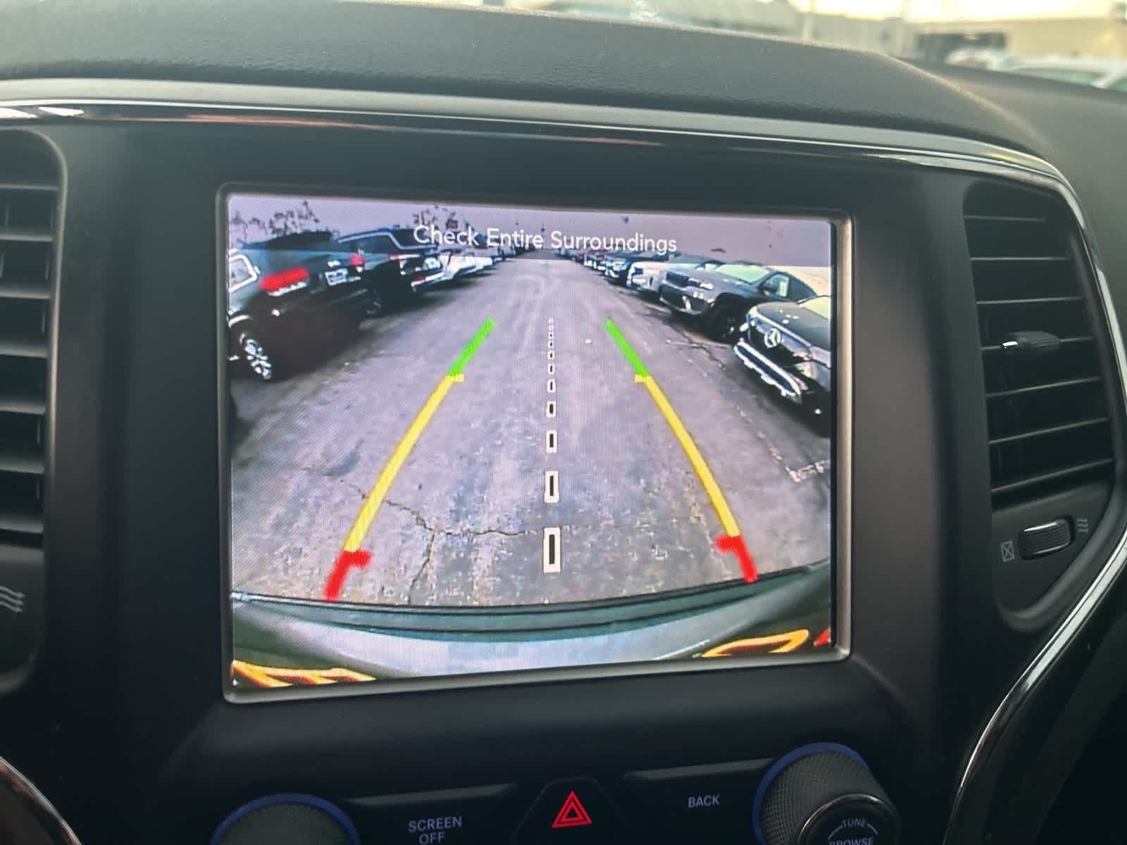 Thumbnail: 2017 Jeep Grand Cherokee - 29