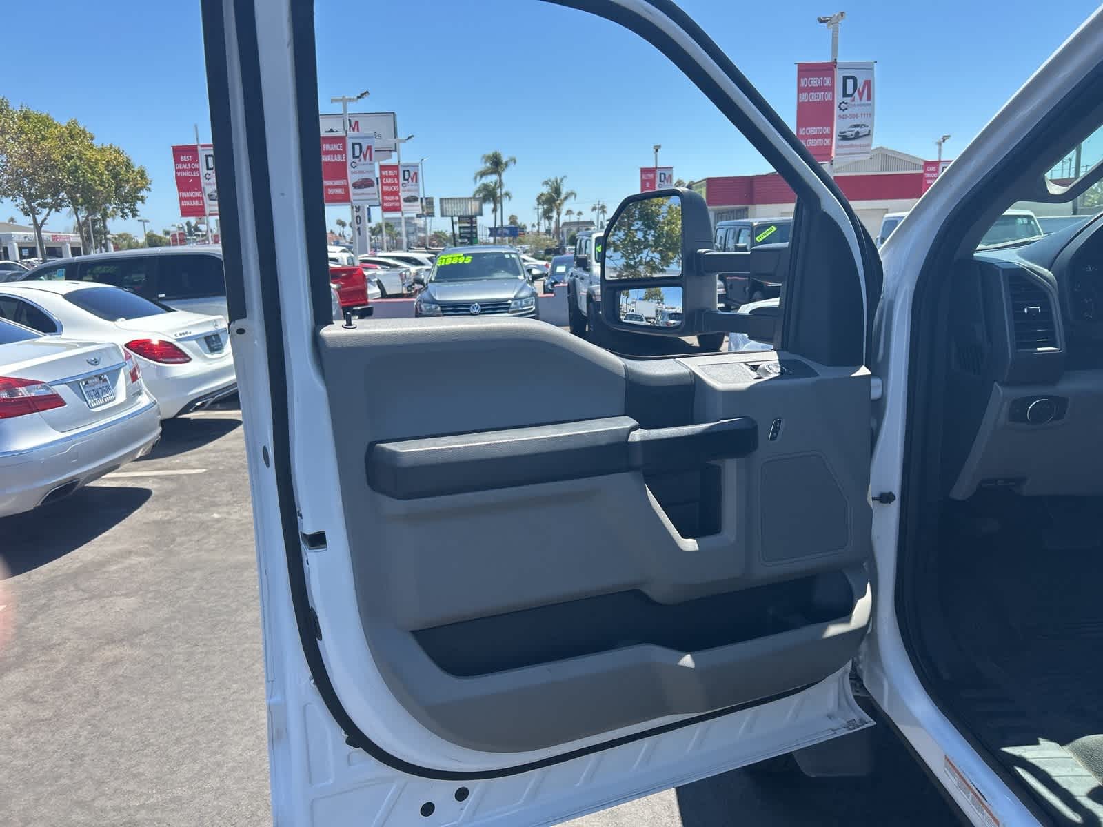 Thumbnail: 2019 Ford F-550 - 28
