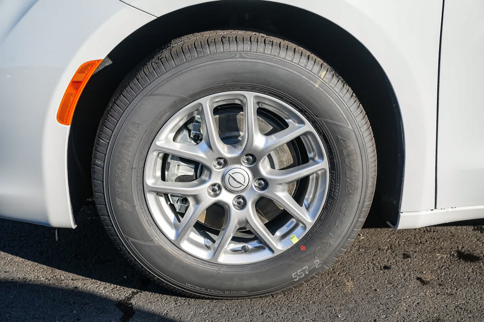 Thumbnail: 2026 Chrysler Voyager - 9