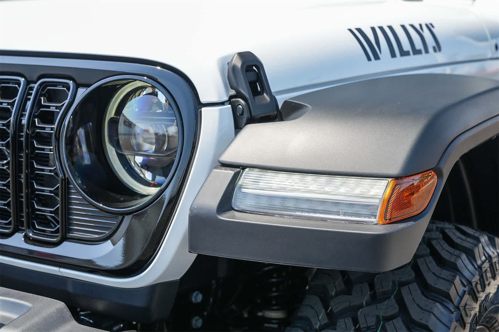 Thumbnail: 2025 Jeep Wrangler - 8