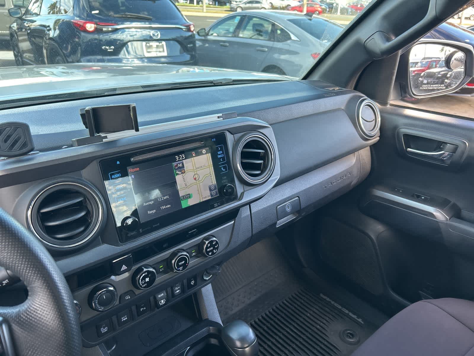 Thumbnail: 2018 Toyota Tacoma - 42