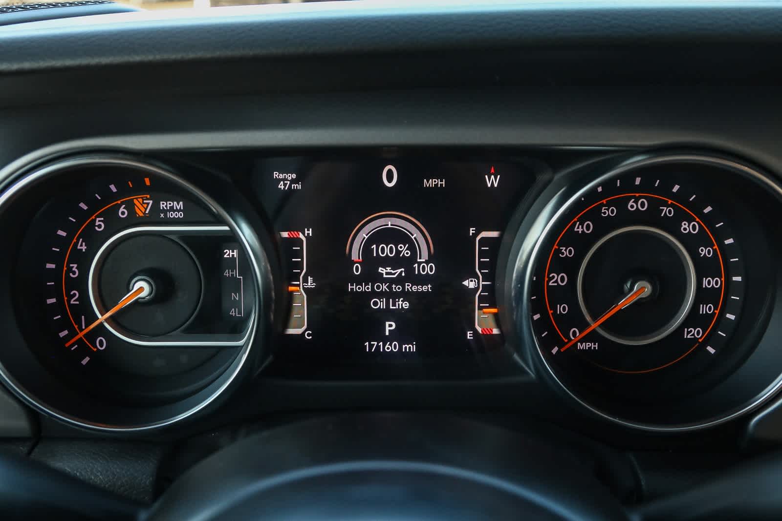 Thumbnail: 2022 Jeep Gladiator - 25