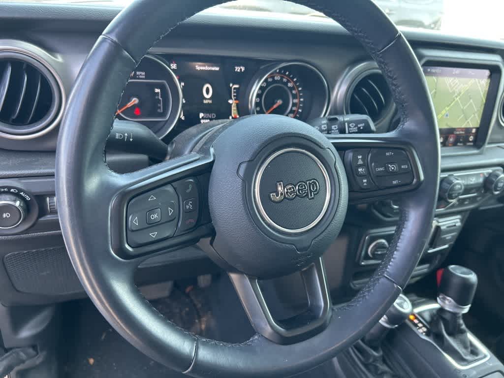 Thumbnail: 2022 Jeep Wrangler - 28