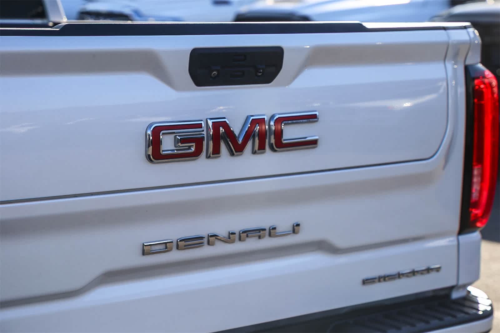 Thumbnail: 2020 GMC Sierra 1500 - 8