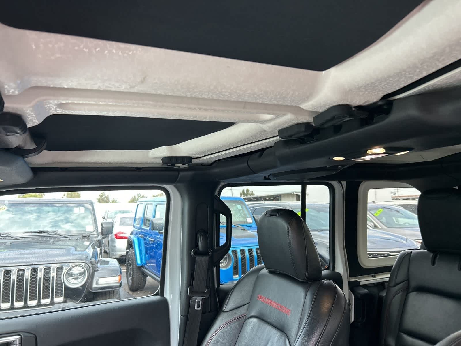 Thumbnail: 2019 Jeep Wrangler - 25
