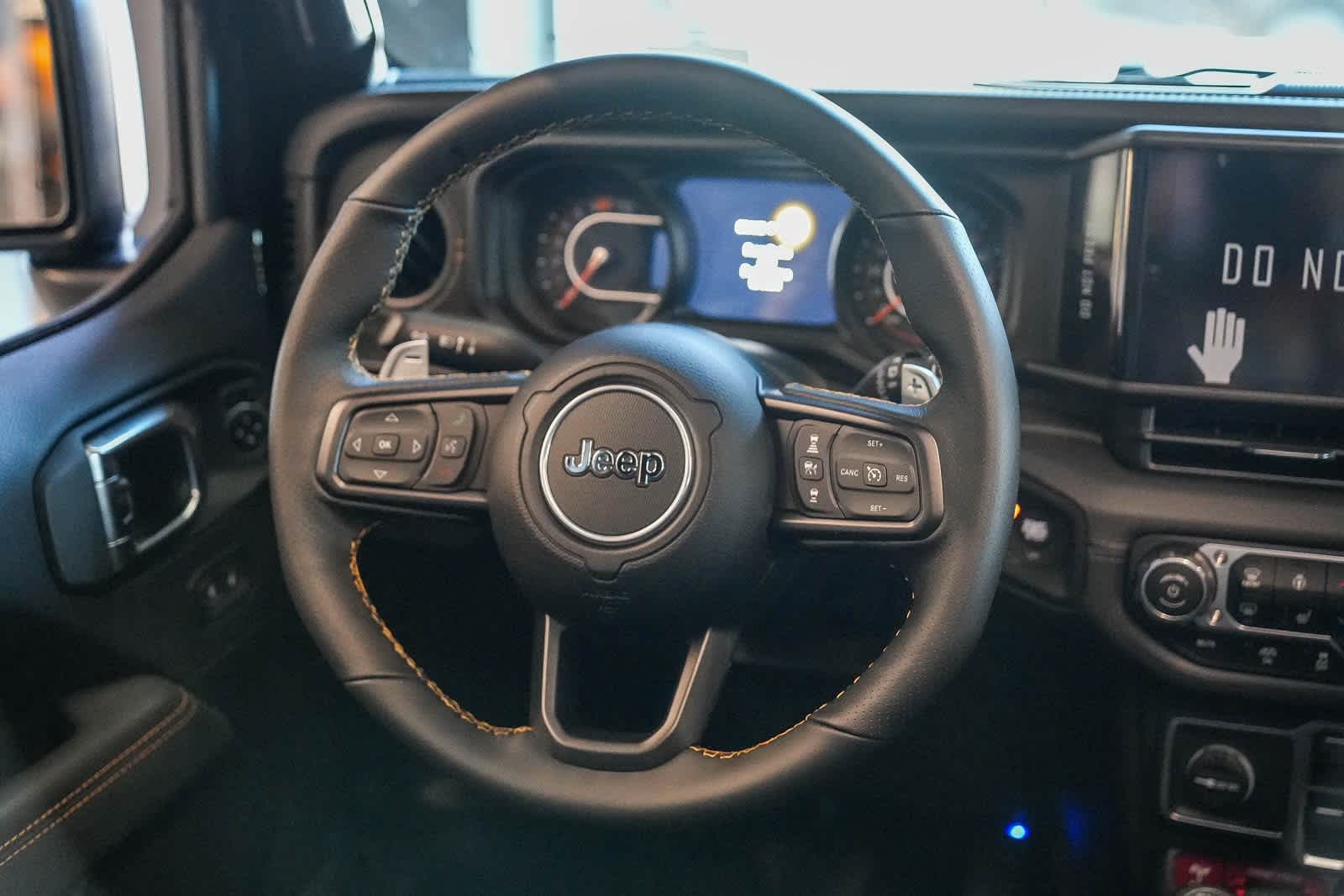 Thumbnail: 2025 Jeep Wrangler - 14