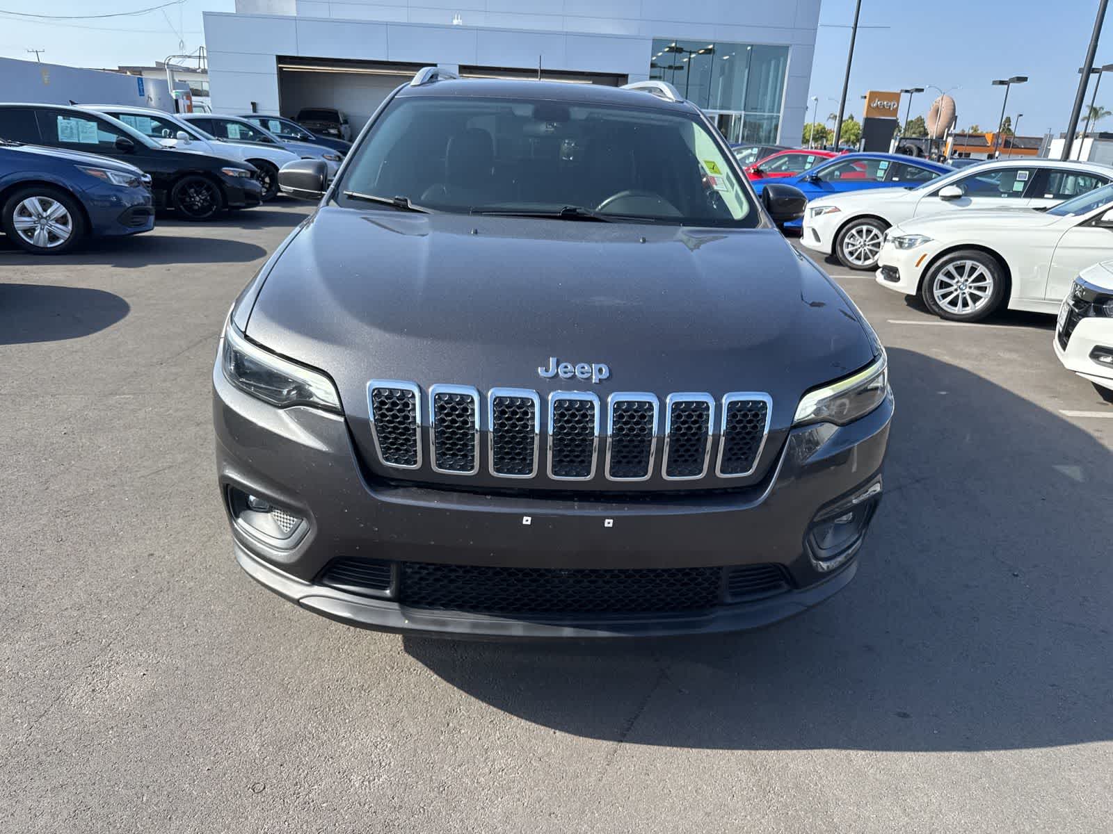 Thumbnail: 2019 Jeep Cherokee - 5