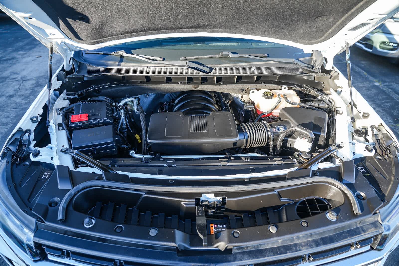 Thumbnail: 2024 Chevrolet Tahoe - 23