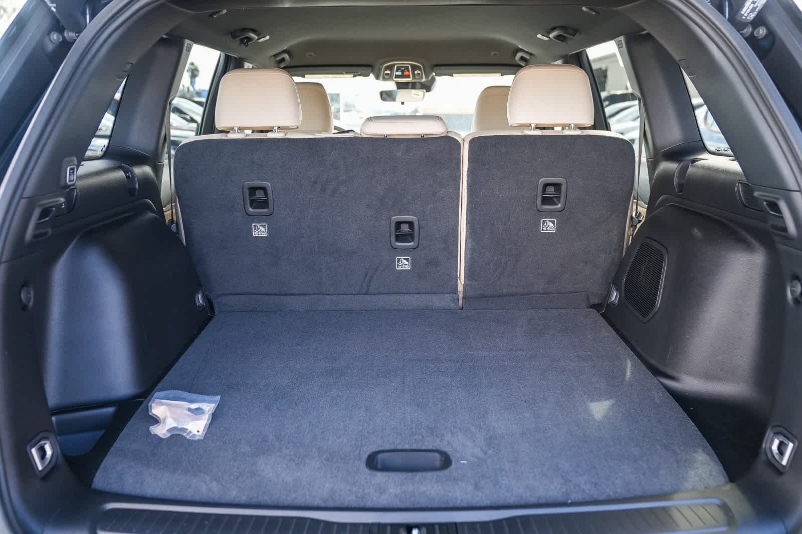 Thumbnail: 2026 Jeep Grand Cherokee - 25