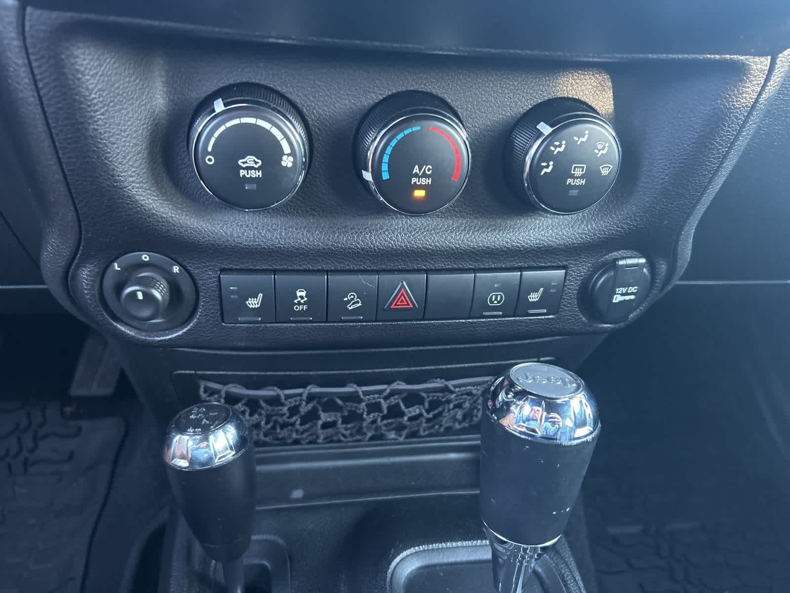 Thumbnail: 2018 Jeep Wrangler - 49