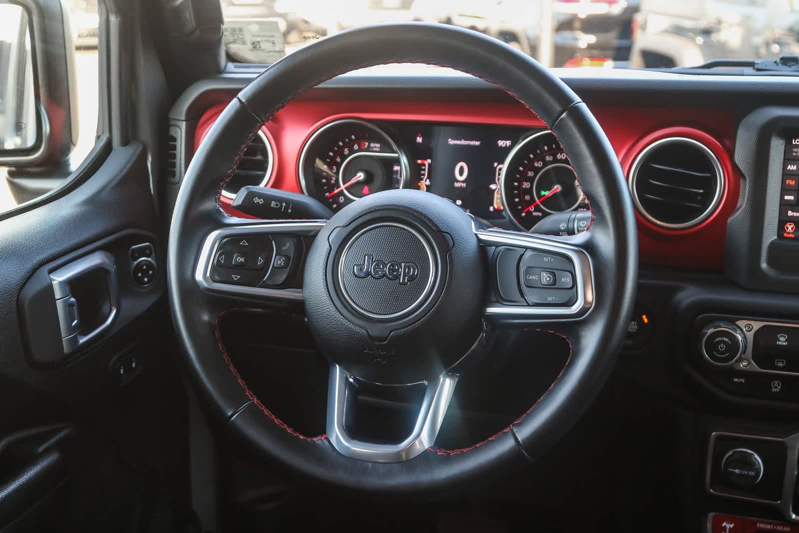 Thumbnail: 2021 Jeep Gladiator - 18