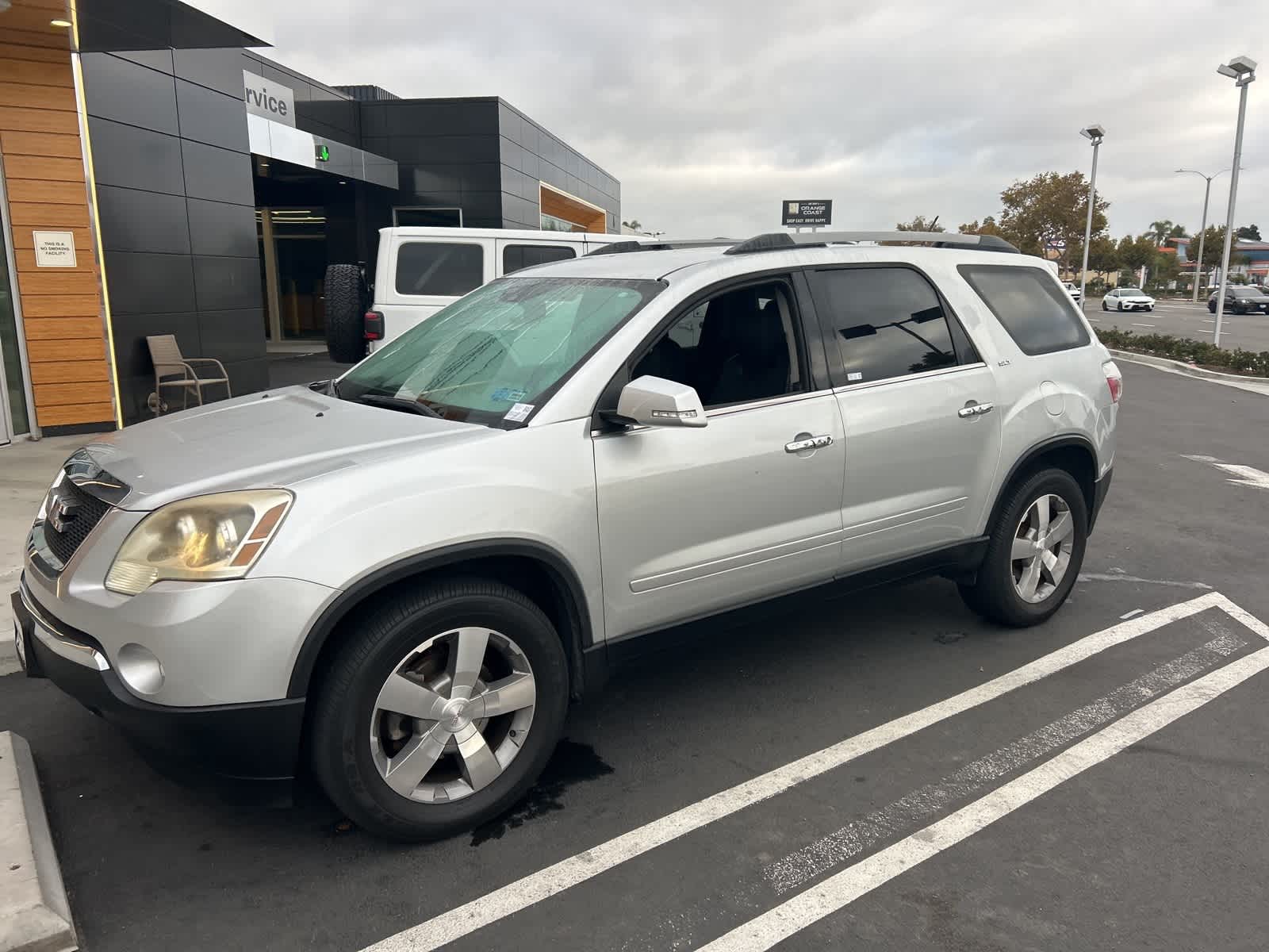 Thumbnail: 2011 GMC Acadia - 2