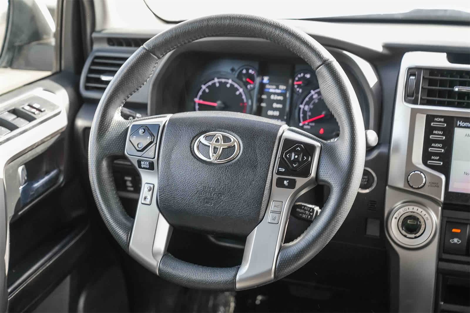 Thumbnail: 2022 Toyota 4Runner - 14