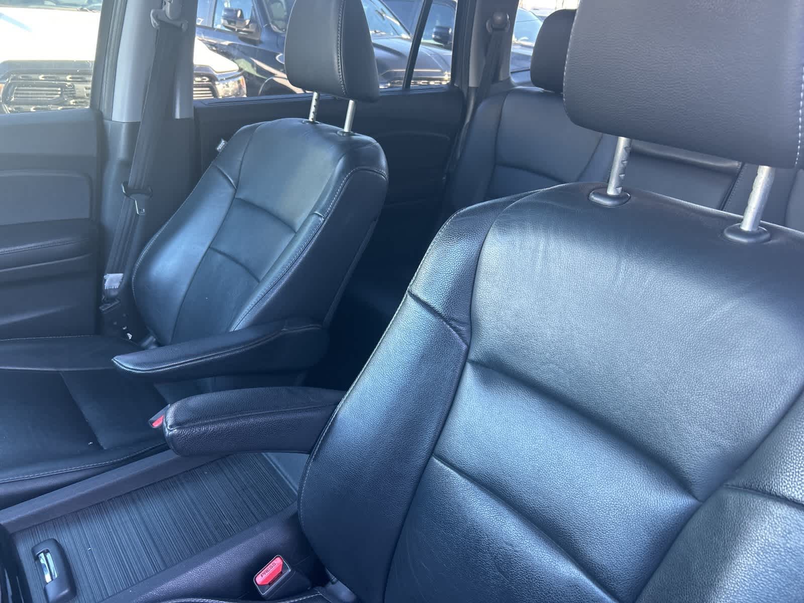 Thumbnail: 2016 Honda Pilot - 20