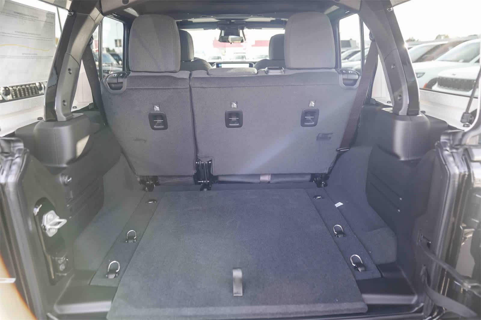 Thumbnail: 2026 Jeep Wrangler - 25