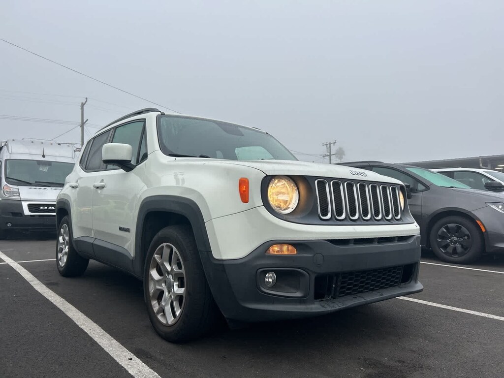 Used 2015 Jeep Renegade Latitude FWD SUV