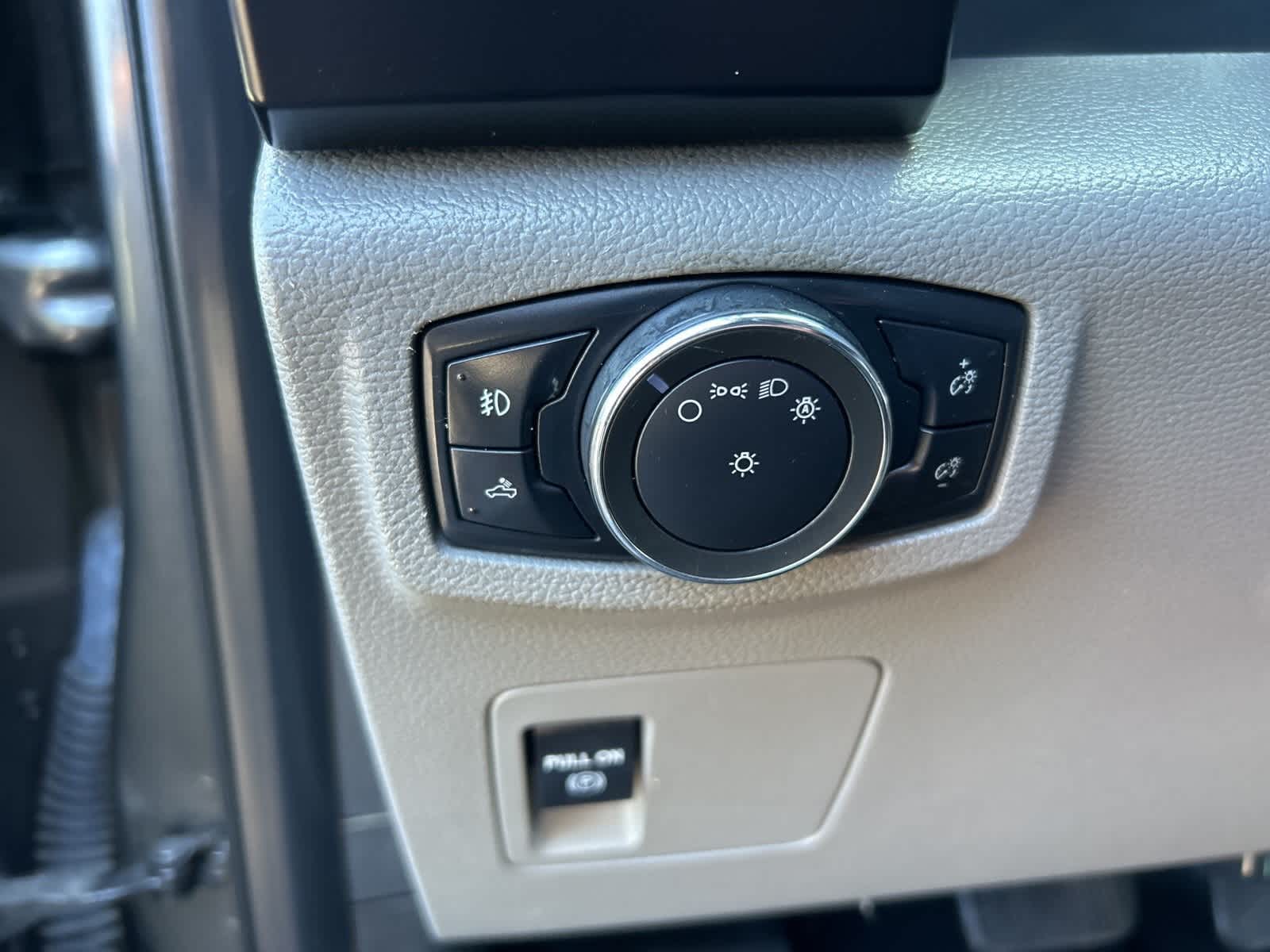 Thumbnail: 2017 Ford F-150 - 29