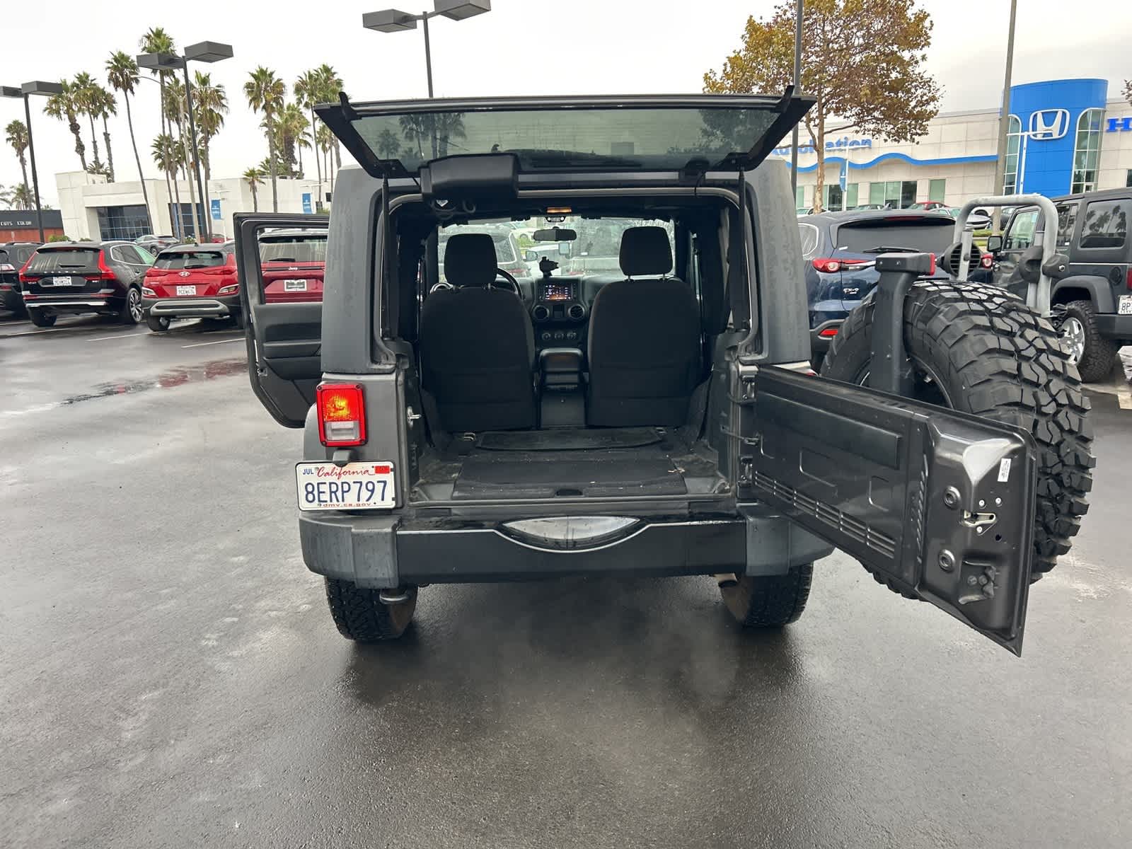 Thumbnail: 2018 Jeep Wrangler - 22