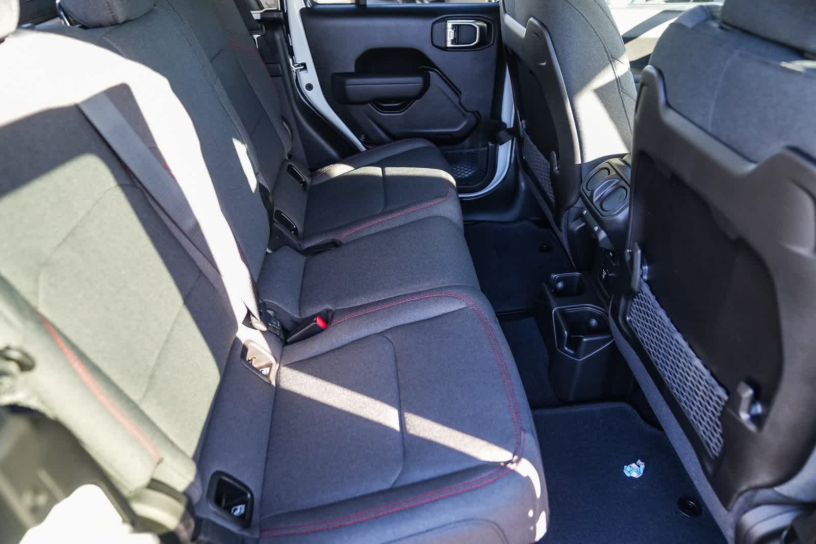 Thumbnail: 2026 Jeep Gladiator - 18