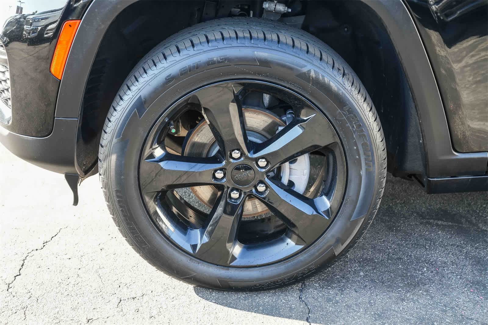 Thumbnail: 2023 Jeep Grand Cherokee - 7