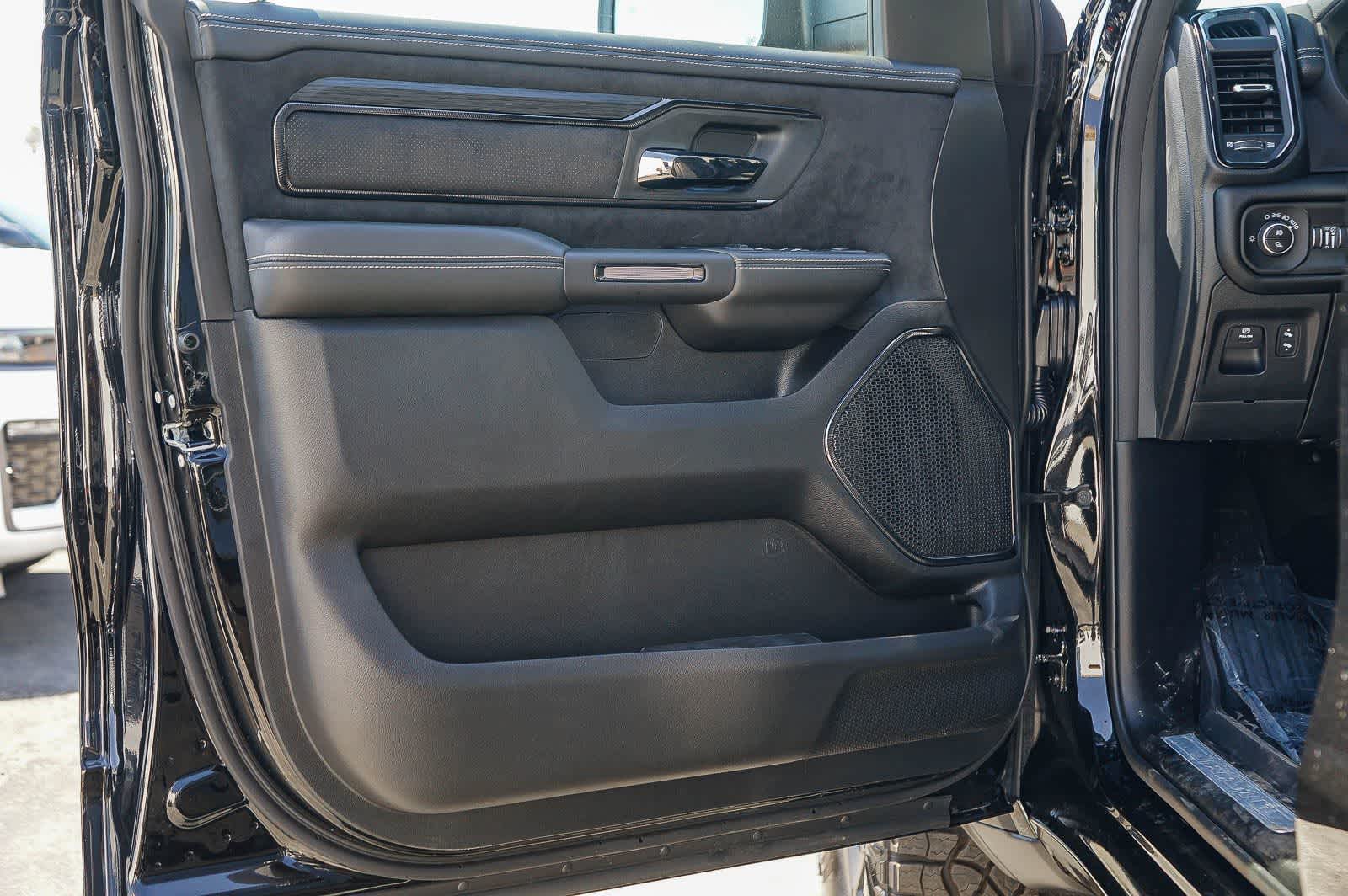 Thumbnail: 2026 RAM 1500 - 21