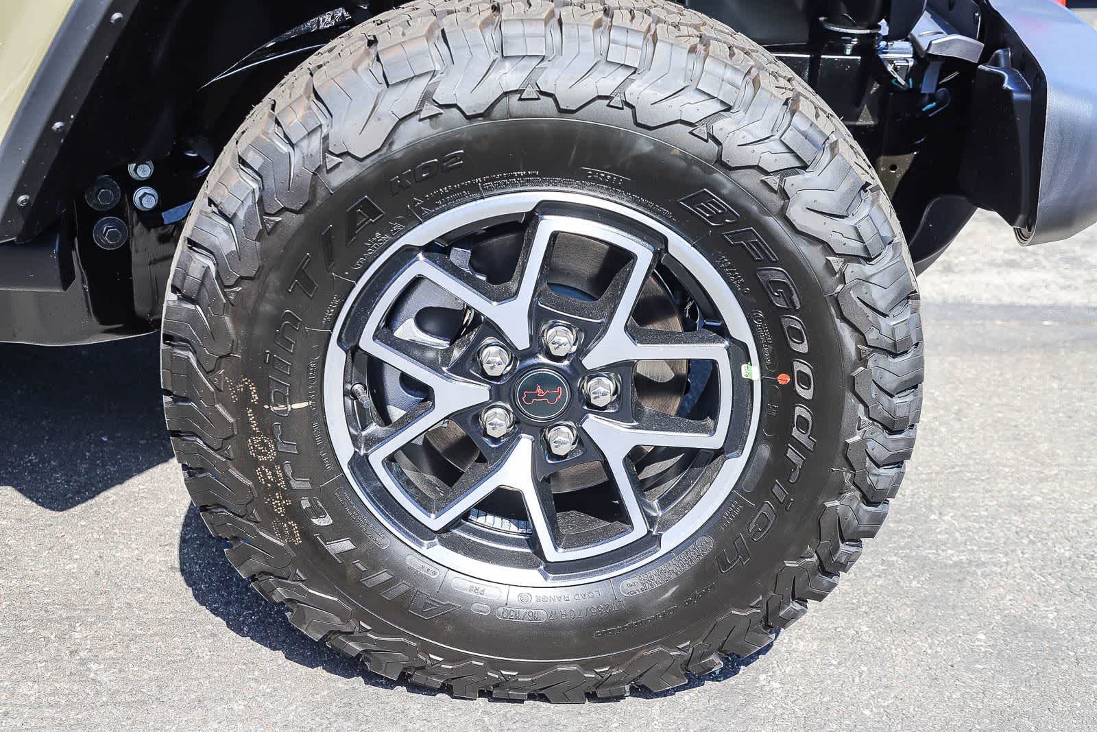 Thumbnail: 2026 Jeep Wrangler - 9