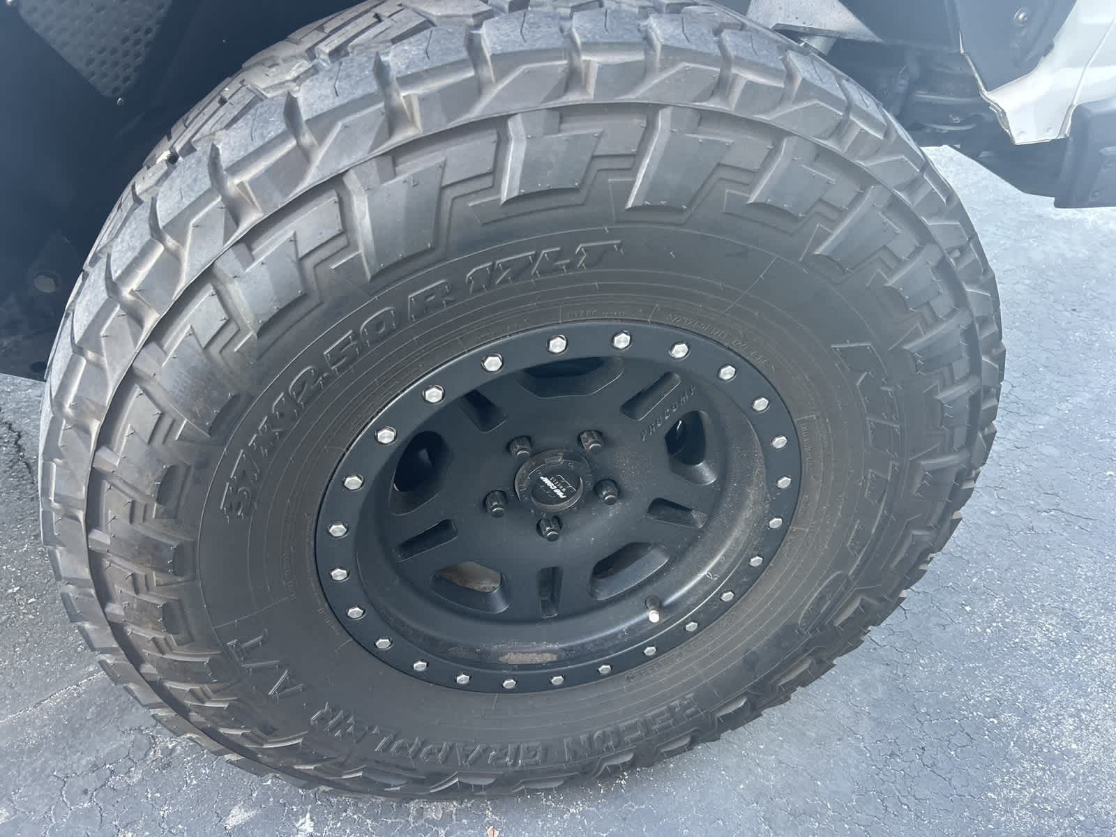 Thumbnail: 2019 Jeep Wrangler - 22