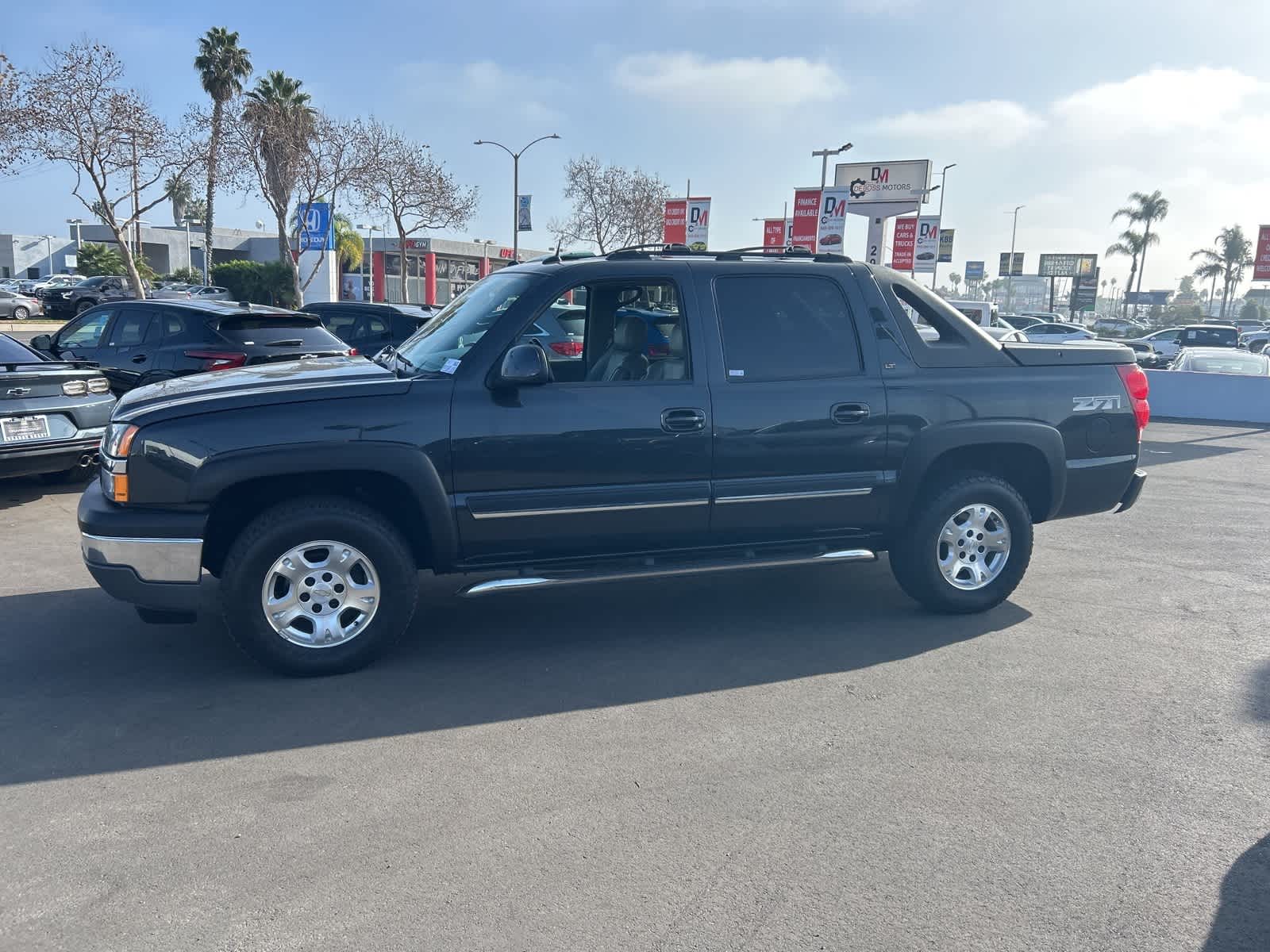 Thumbnail: 2005 Chevrolet Avalanche 1500 - 3