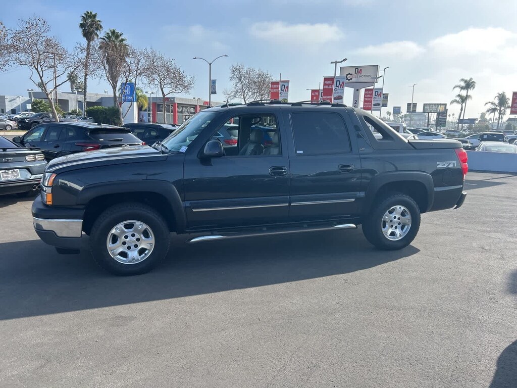 Used 2005 Chevrolet Avalanche 1500 Truck Crew Cab