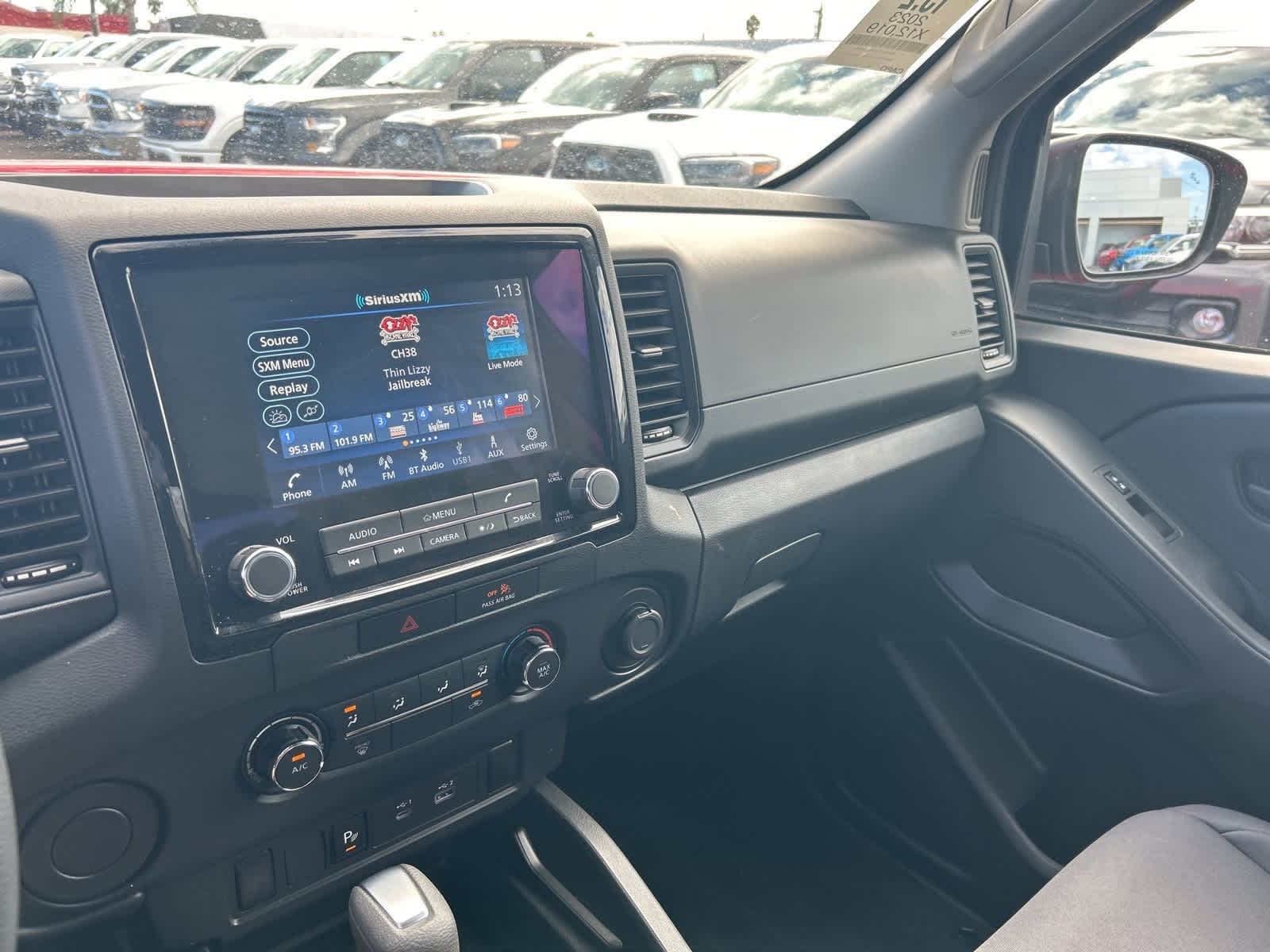 Thumbnail: 2023 Nissan Frontier - 30