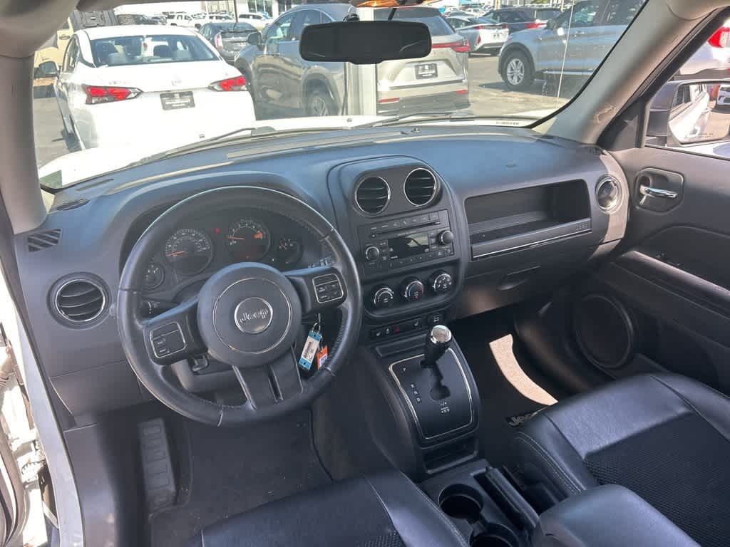 Thumbnail: 2017 Jeep Patriot - 19